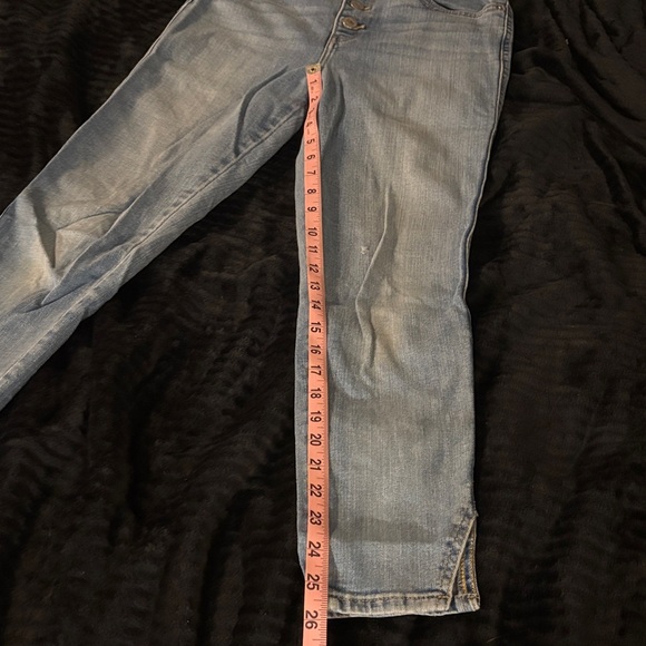 Levi's Denim High Rise Slim Fir Jeans - Picture 10 of 13